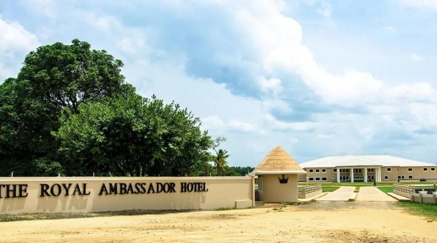 Royal Ambassador Hotel Harbel Exterior photo